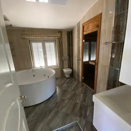 Vila Villa Happy Jakuzi Sauna Pool Belek